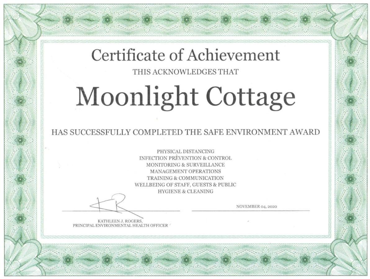 Moonlight Cottage East End Village Esterno foto